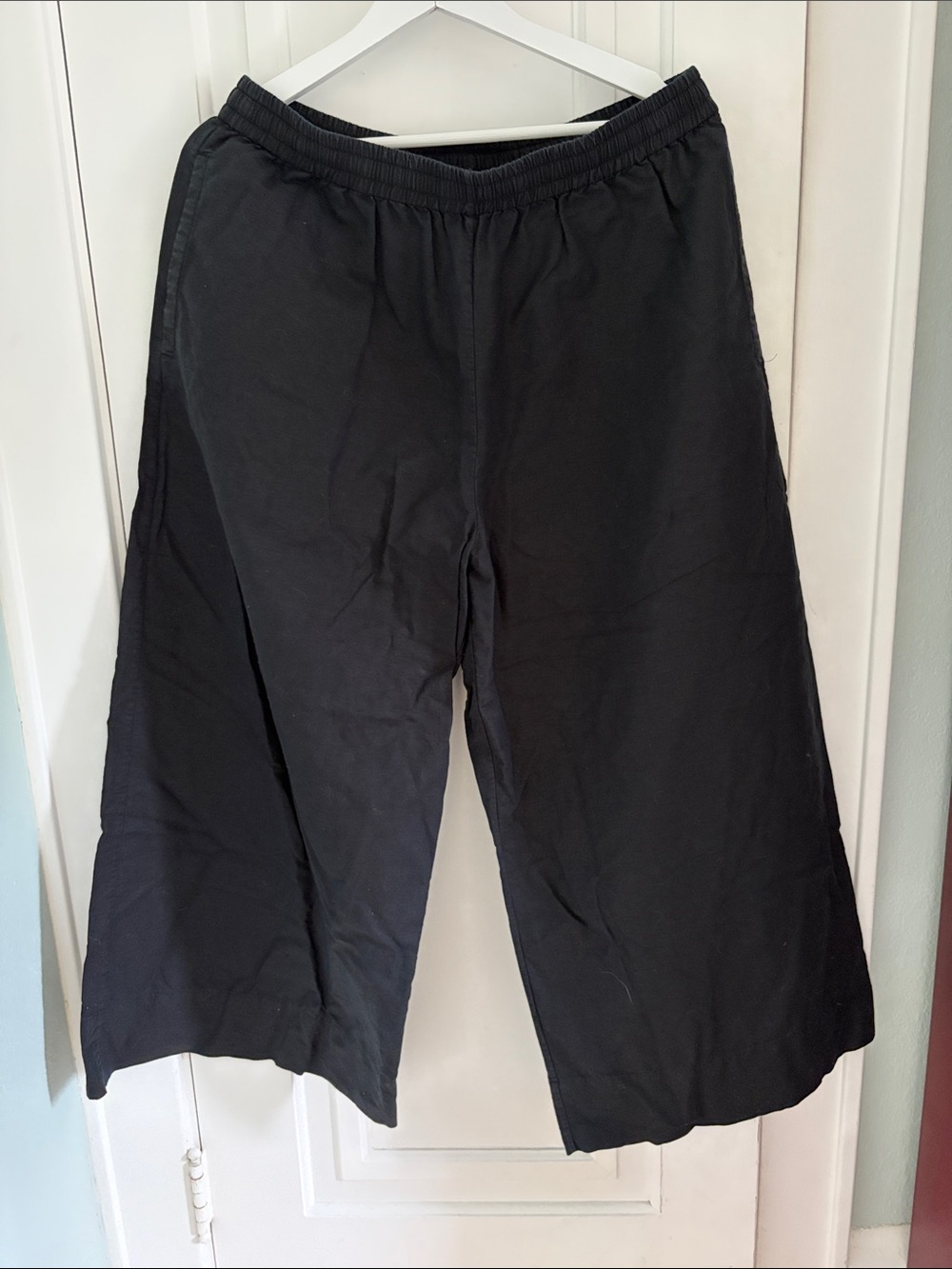 COS • Black Crepe Cotton Wide Leg Pants (Size M)